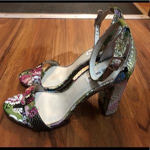 Steve Madden Asian Print Heels